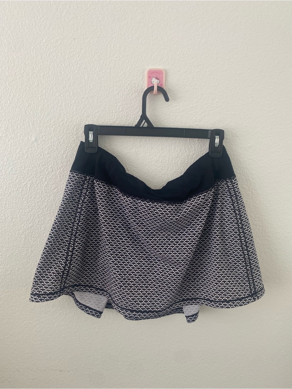 Black and White Patterned Lululemon Mini Skirt